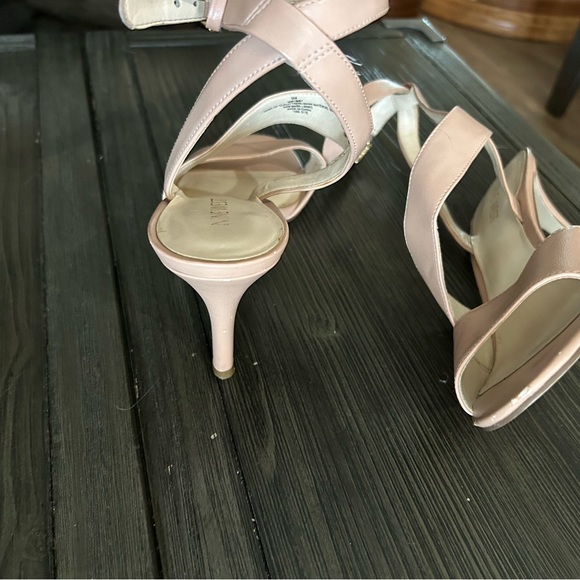 Nine West ankle wrap heels. 9M - Picture 5 of 5